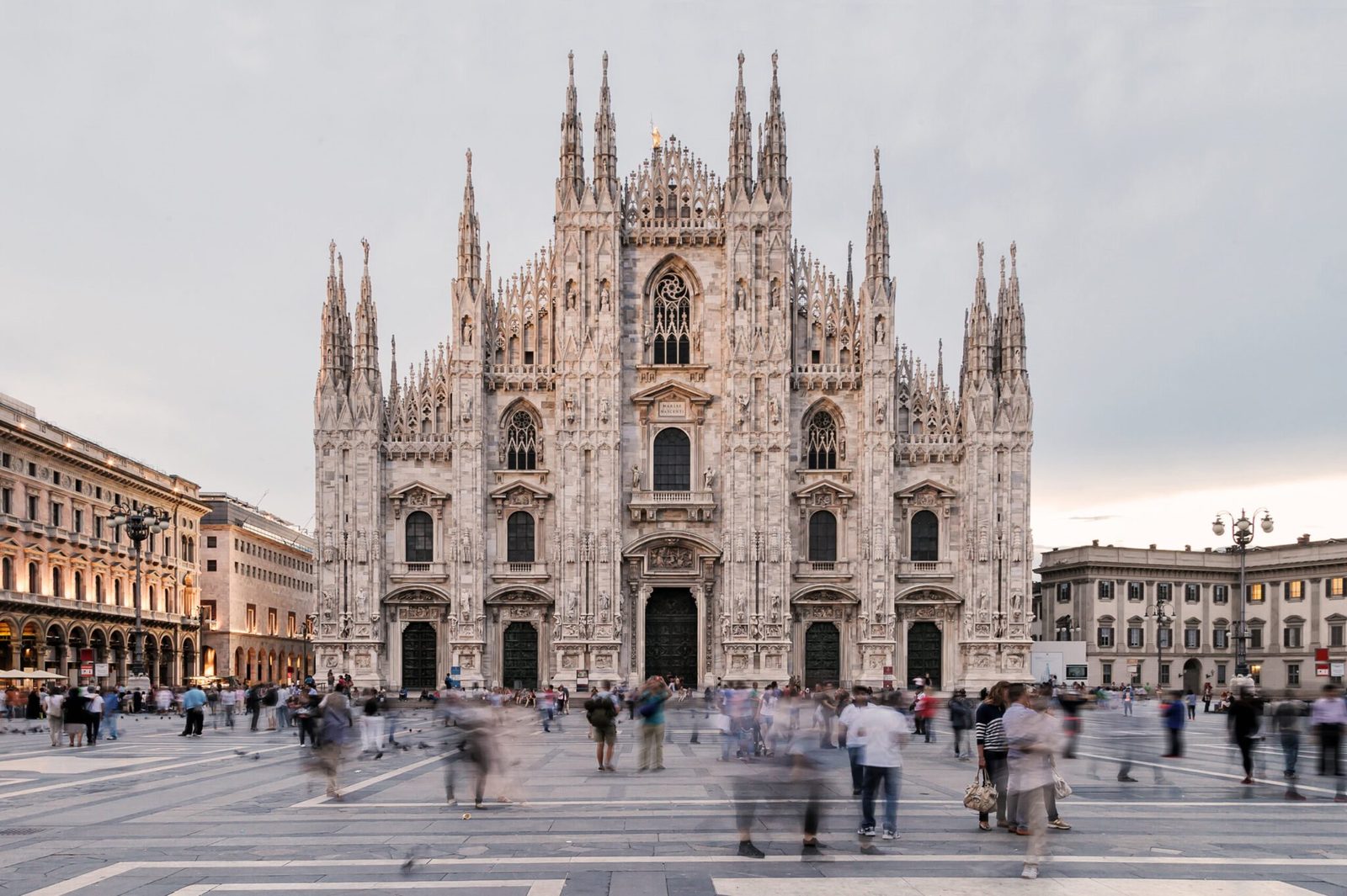 Magnificent Milan & More — photo 1 of 10